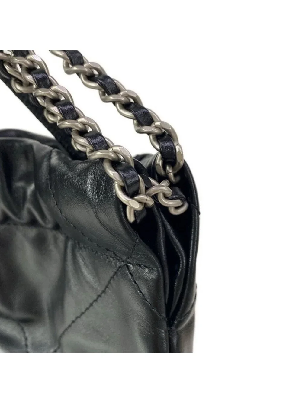 Chanel Shoulder Bag Chanel 22 Mini Black